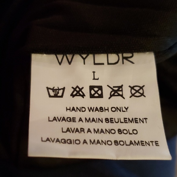 🆕️NWT gorgeous sequin strapless top - Picture 3 of 8